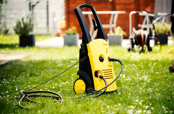 Best Animal Enclosure Cleaning  in Bronte, TX